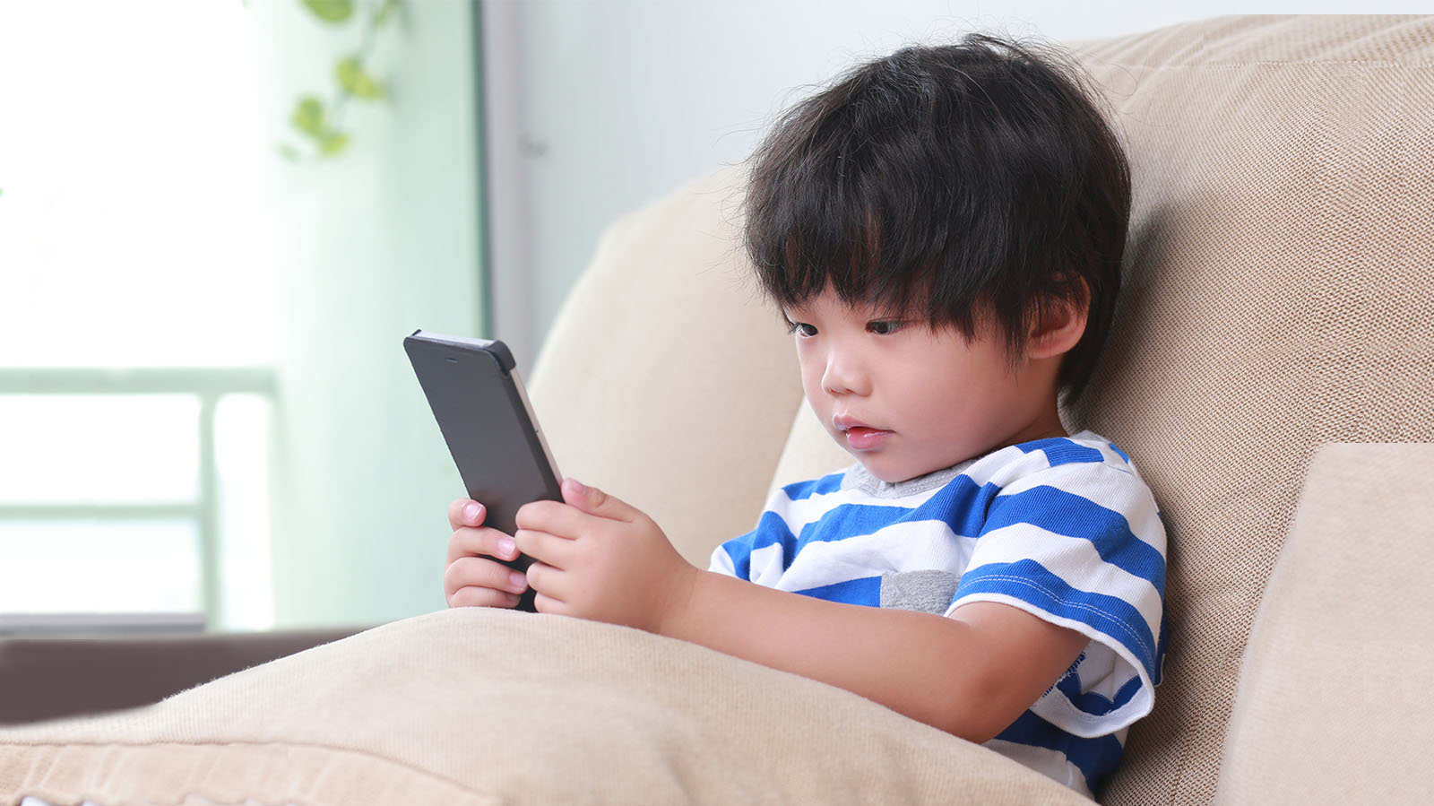 Should we let our kids have smartphones?