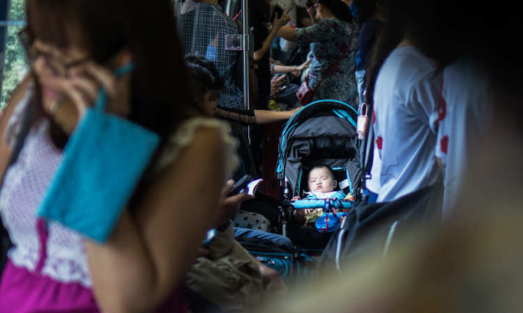 Post thumbnail of Singapore, give parents with kids and pregnant women a break on public transport
