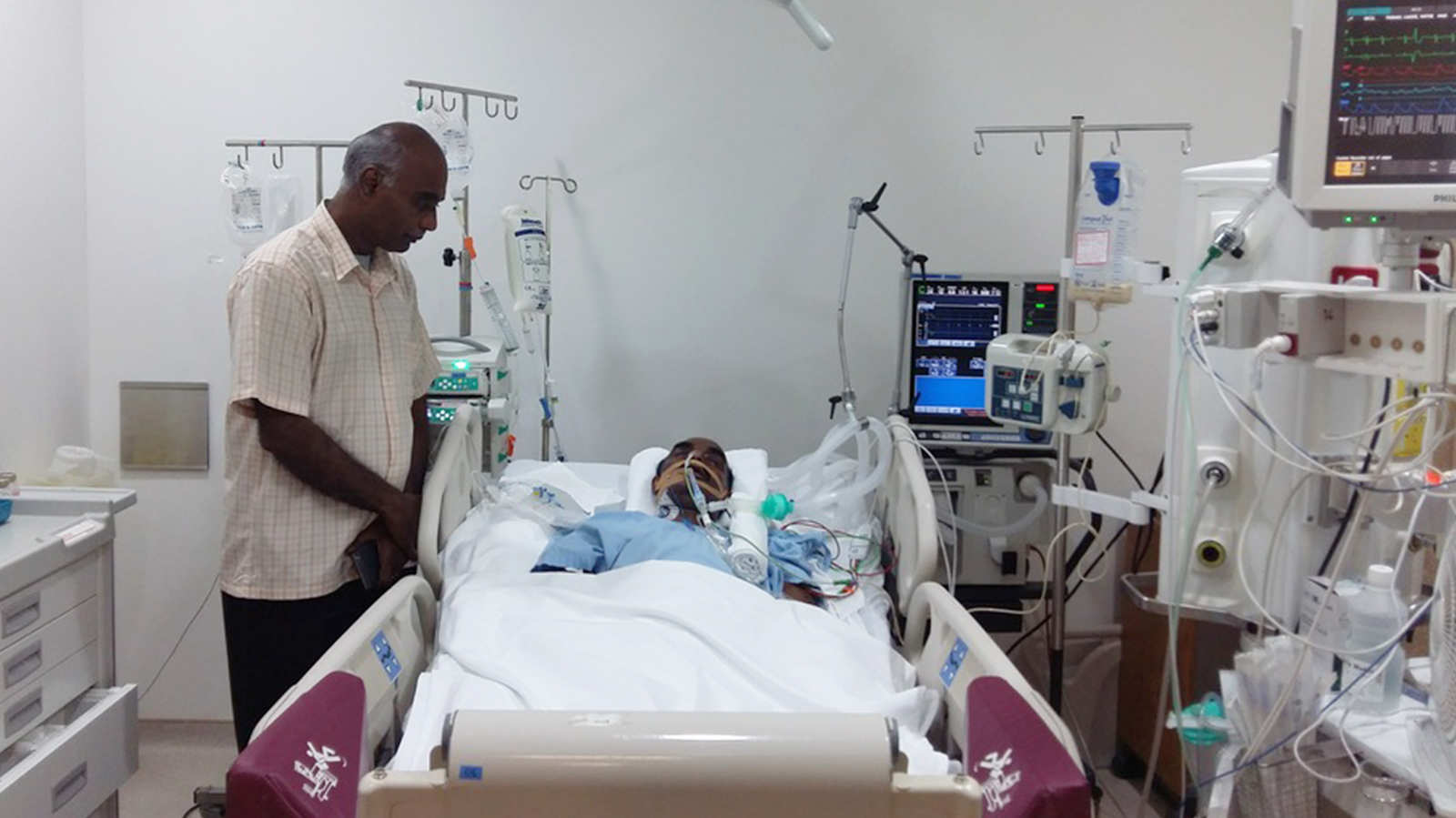 Hospital covers bill of its security guard who suffers a heart attack