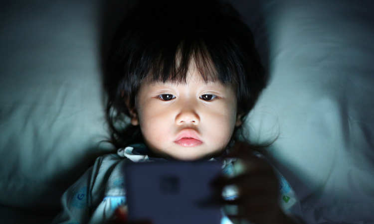 Post thumbnail of The digital parent: When to let your child start using devices, and how much is too much?