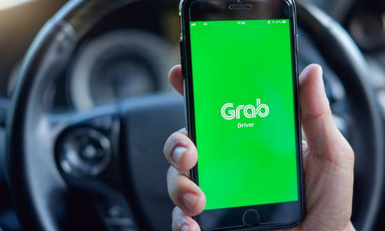 Post thumbnail of Grab drivers make waves on social media with their simple acts of kindness