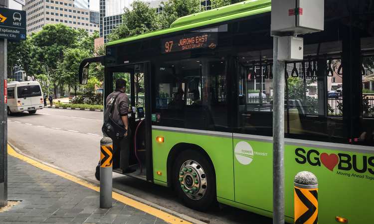 Post thumbnail of These three bus captains are heroes – for helping a sick passenger