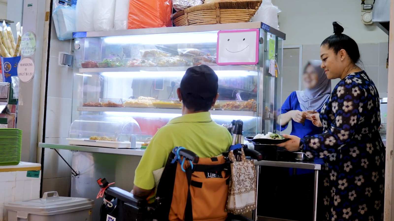 Tiong Bahru hawker stall invites Singaporeans to chope “bad day meals” to feed the needy