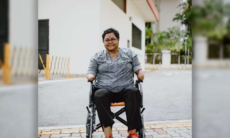 Post thumbnail of An infection caused this nurse to lose her limbs. But she refuses to let her disability weigh her down